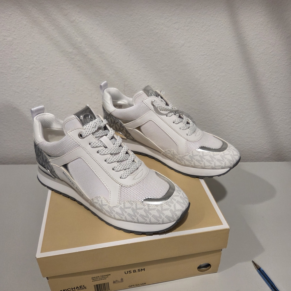 Michael Kors Wilma Trainer Tech Canvas  Sneakers Size 8.5